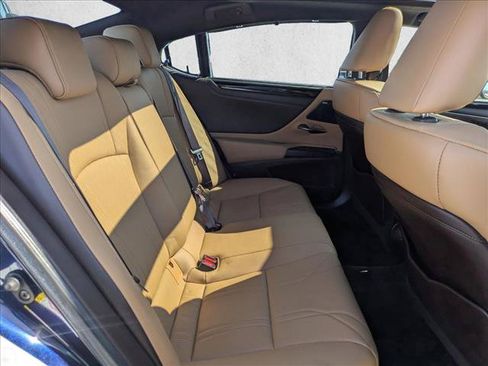 Used 2019 Lexus ES 350 Ultra Luxury w/ Accessory Package 2 FWD image 20