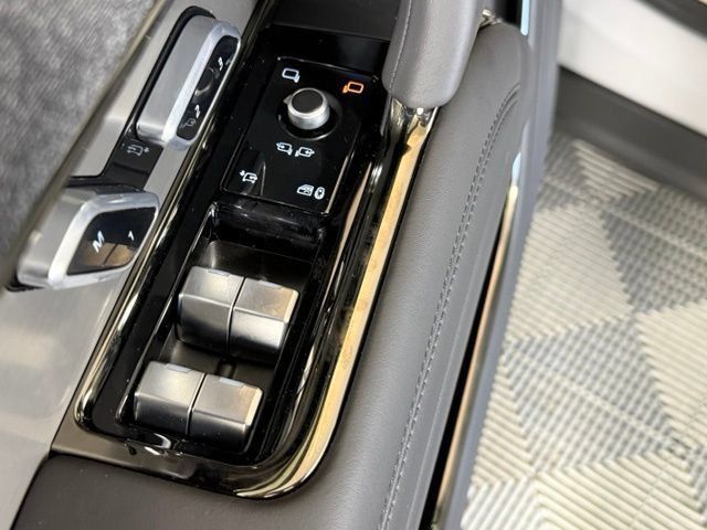 New 2026 Land Rover Range Rover Sport SE AWD/4WD image 26