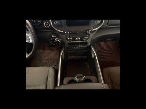 Used 2022 RAM 1500 Big Horn AWD/4WD image 16