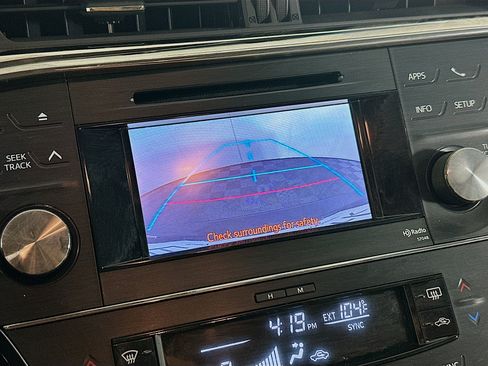 Used 2014 Toyota Avalon XLE Touring FWD image 21