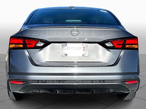 Certified 2025 Nissan Altima 2.5 SV image 5