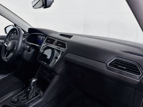 Certified 2022 Volkswagen Tiguan SE AWD/4WD image 27