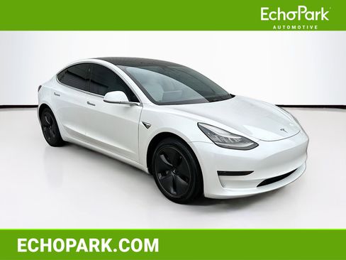 Used 2020 Tesla Model 3 Standard Range Plus image 1