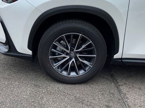 Certified 2025 Lexus NX 350 AWD w/ Accessory Package (2T) image 11