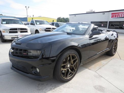 Used 2013 Chevrolet Camaro SS w/ RS Package RWD image 15