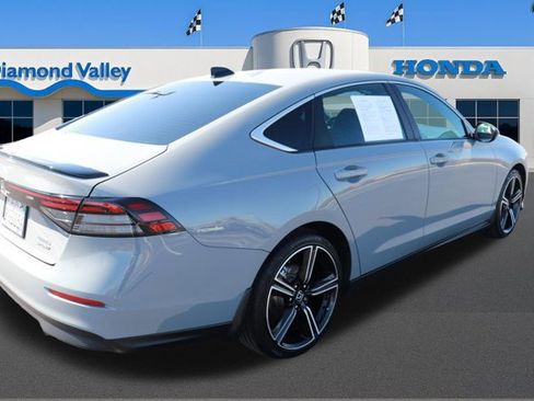 Used 2025 Honda Accord Sport image 8