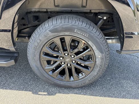 Used 2024 Ford F150 Lariat w/ Equipment Group 502A High AWD/4WD image 18