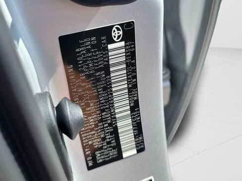 Used 2025 Toyota Corolla SE FWD image 27