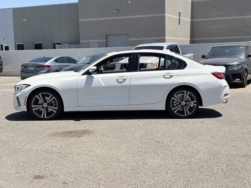 Used 2023 BMW 330i Sedan w/ Driving Assistance Package RWD image 10