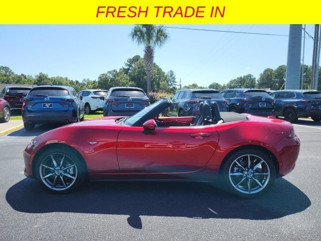 Used 2021 MAZDA MX-5 Miata Grand Touring RWD image 28