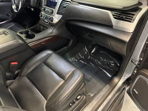 Used 2020 GMC Yukon SLT w/ Premium Edition AWD/4WD image 33