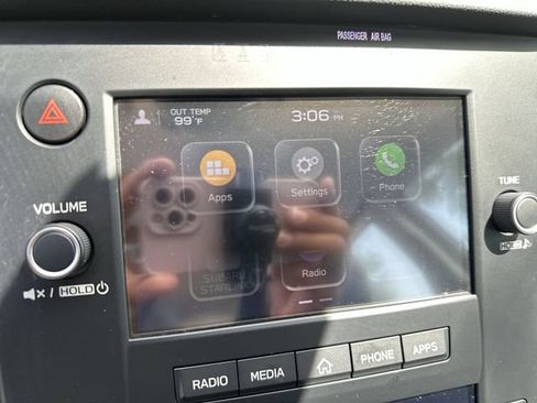 Certified 2024 Subaru Outback AWD/4WD image 18