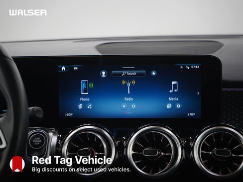Used 2025 Mercedes-Benz GLB 250 4MATIC image 15