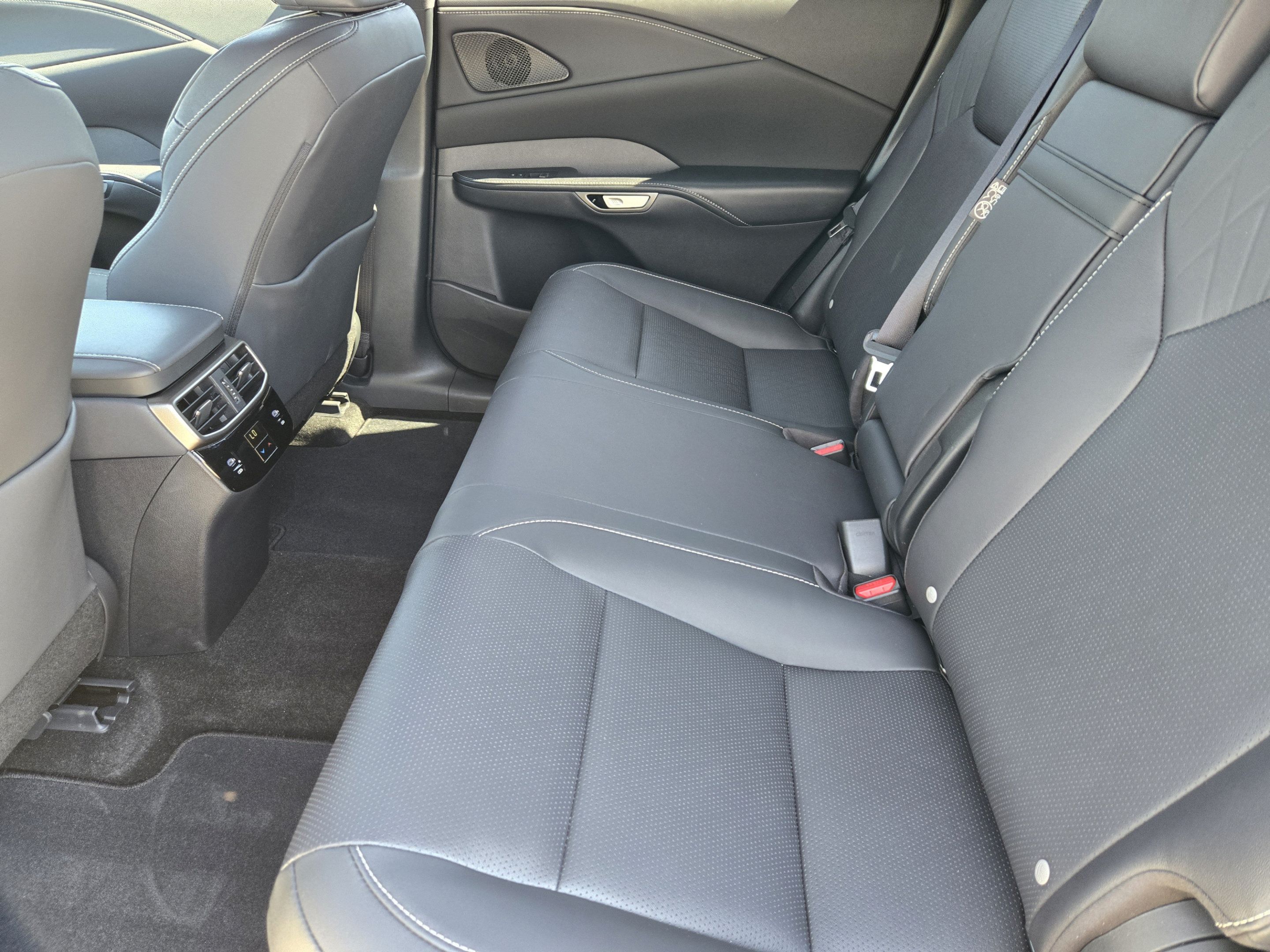 Used 2026 Lexus RX 350 Premium Plus w/ Accessory Package (Z1) FWD image 28