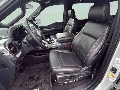 Used 2024 Ford F150 Lariat w/ FX4 Off-Road Package image 30