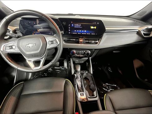 Used 2025 Chevrolet TrailBlazer ACTIV w/ Driver Confidence Package FWD image 15