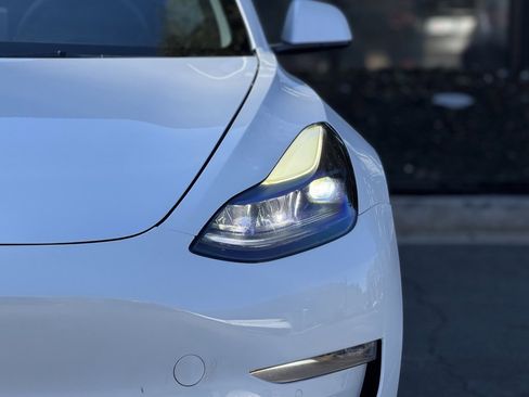 Used 2022 Tesla Model 3 Long Range image 5