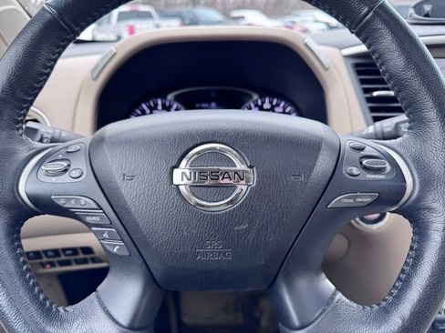 Used 2019 Nissan Pathfinder SL w/ SL Premium Package image 12