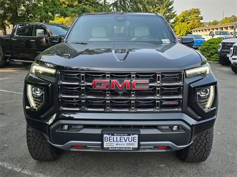 New 2025 GMC Canyon AT4 w/ AT4X Package image 8