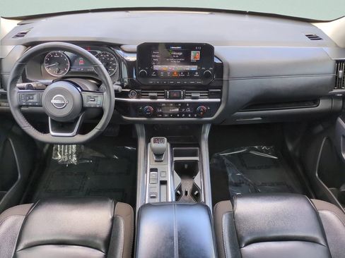 Certified 2023 Nissan Pathfinder SL image 14