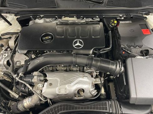 Used 2023 Mercedes-Benz CLA 250 4MATIC image 23