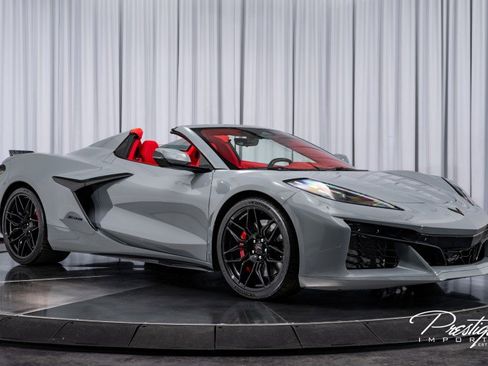 Used 2024 Chevrolet Corvette Z06 w/ Battery Protection Package image 30