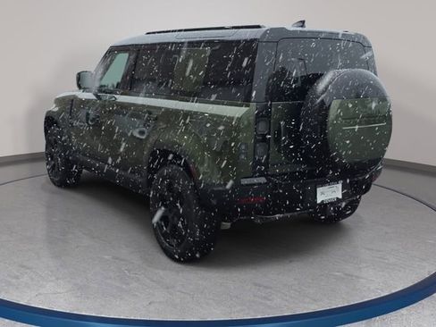 New 2026 Land Rover Defender 110 S AWD/4WD image 7