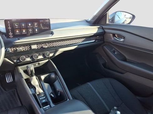 Used 2024 Honda Accord Sport image 13