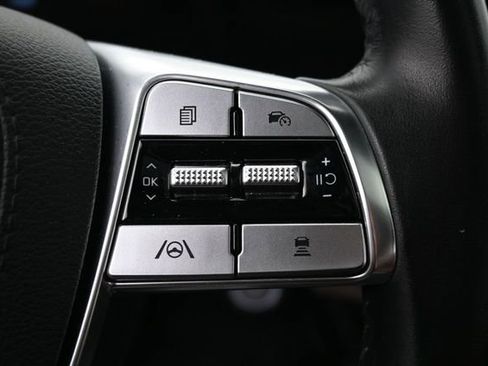 Used 2023 Kia Telluride EX w/ EX Captain's Chair Package FWD image 15
