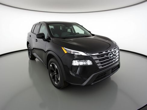 Used 2025 Nissan Rogue SV FWD image 1