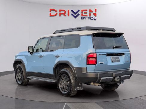 Used 2024 Toyota Land Cruiser image 3