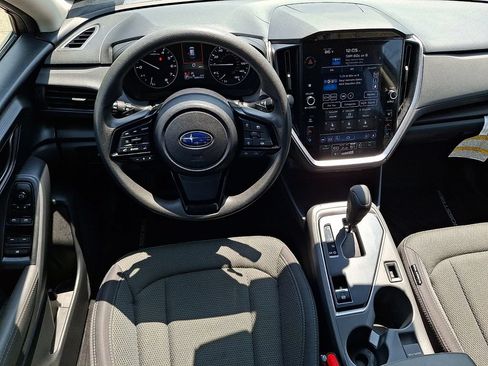 Used 2024 Subaru Crosstrek 2.0i Premium AWD/4WD image 2