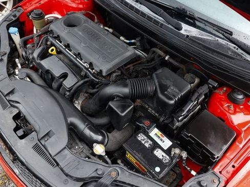 Used 2011 Kia Forte Koup SX FWD image 46