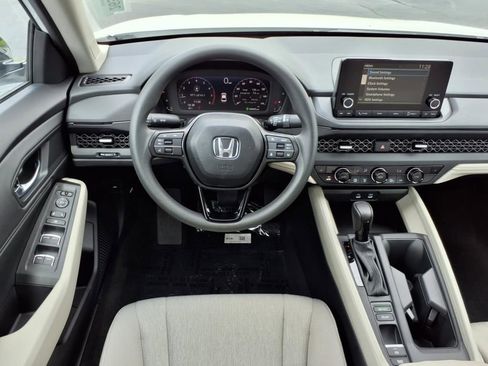New 2025 Honda Accord SE image 14