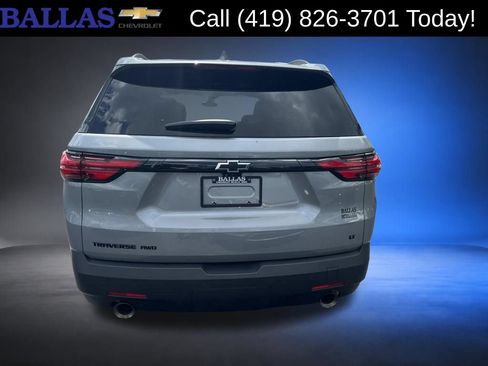 Certified 2023 Chevrolet Traverse LT w/ LT Premium Package AWD/4WD image 4