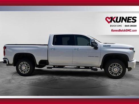 Used 2022 Chevrolet Silverado 3500 High Country w/ Safety Package II AWD/4WD image 12