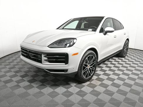 Used 2026 Porsche Cayenne Coupe AWD/4WD image 1