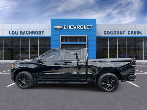 Used 2024 Chevrolet Silverado 1500 Custom w/ LPO, Dark Essentials Package RWD image 5