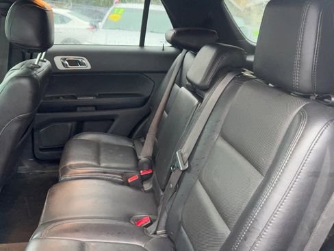 Used 2014 Ford Explorer Limited w/ Equipment Group 302A image 8