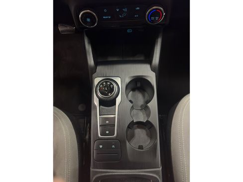 Used 2022 Ford Escape SE FWD image 20