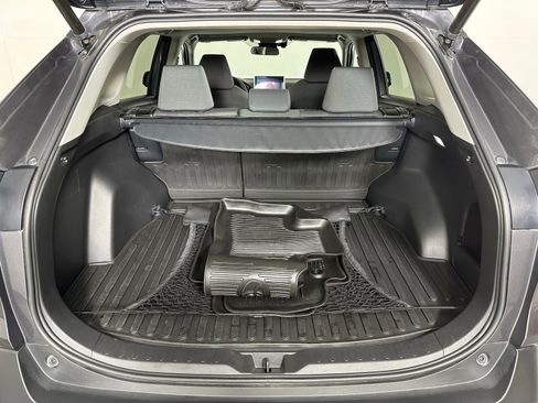 Used 2023 Toyota RAV4 XLE image 21