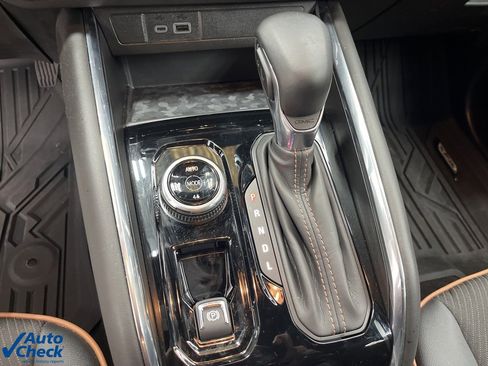 Certified 2024 GMC Canyon AT4 w/ Canyon Safety Plus Package image 24