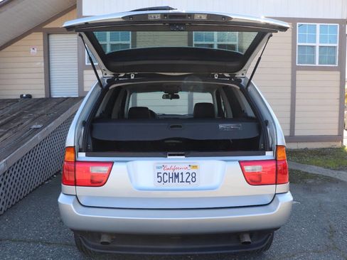 Used 2002 BMW X5 3.0i image 49