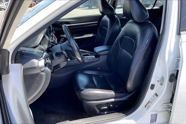 Used 2023 Nissan Altima 2.0 SR FWD image 24