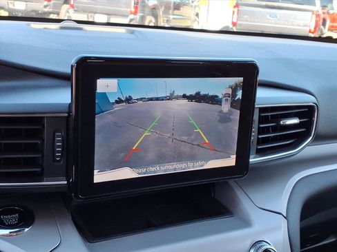 Used 2023 Ford Explorer XLT w/ Equipment Group 202A image 11