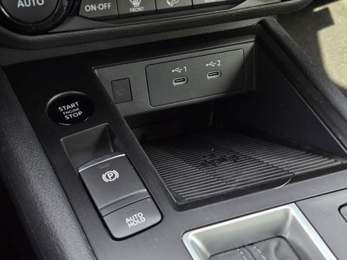 New 2026 Nissan Kicks SV image 23