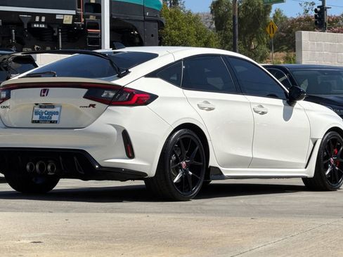 Certified 2025 Honda Civic Type R image 8
