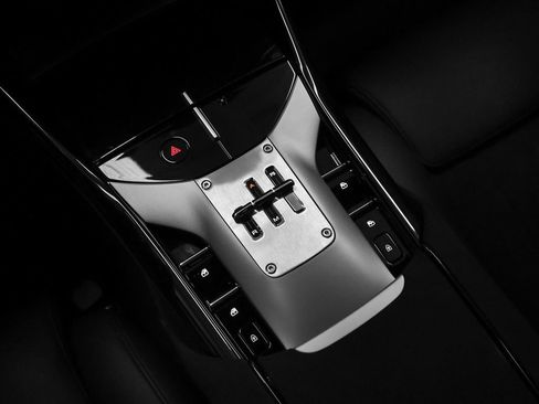Certified 2023 Ferrari Purosangue AWD/4WD image 67