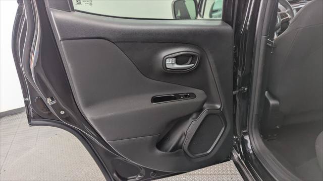 Used 2020 Jeep Renegade Sport AWD/4WD image 16