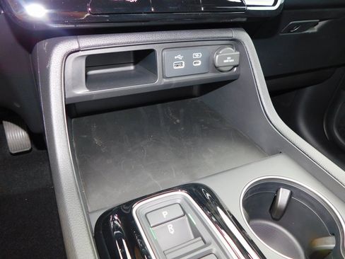 New 2025 Honda Pilot Sport image 32